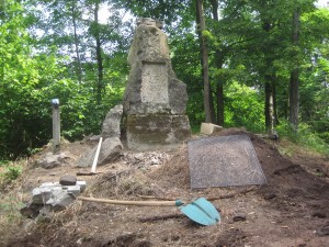 2013.07 Lipoltov, pomník obětem 1. světové války 18 